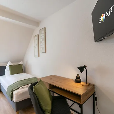 Livesto Easycrew - 3 Modern Tv, Wifi, Kitchen, Parking *