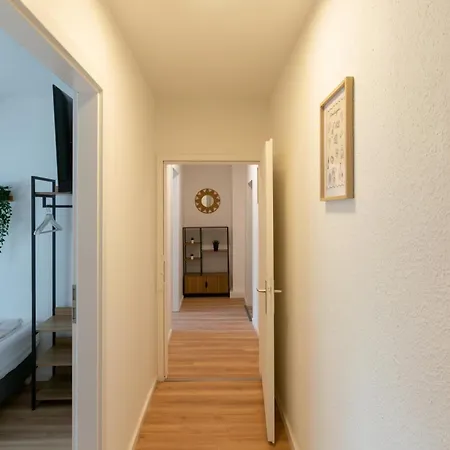 Livesto Easycrew - 3 Modern Tv, Wifi, Kitchen, Parking דירה *