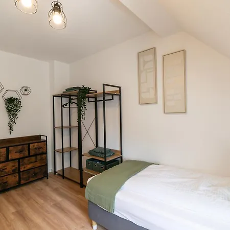 Livesto Easycrew - 3 Modern Tv, Wifi, Kitchen, Parking Διαμέρισμα Έσσεν
